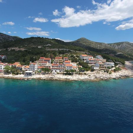 Luxury Bellavista Amazing Sea Holidays With Private Beach & Parking Milna  Buitenkant foto