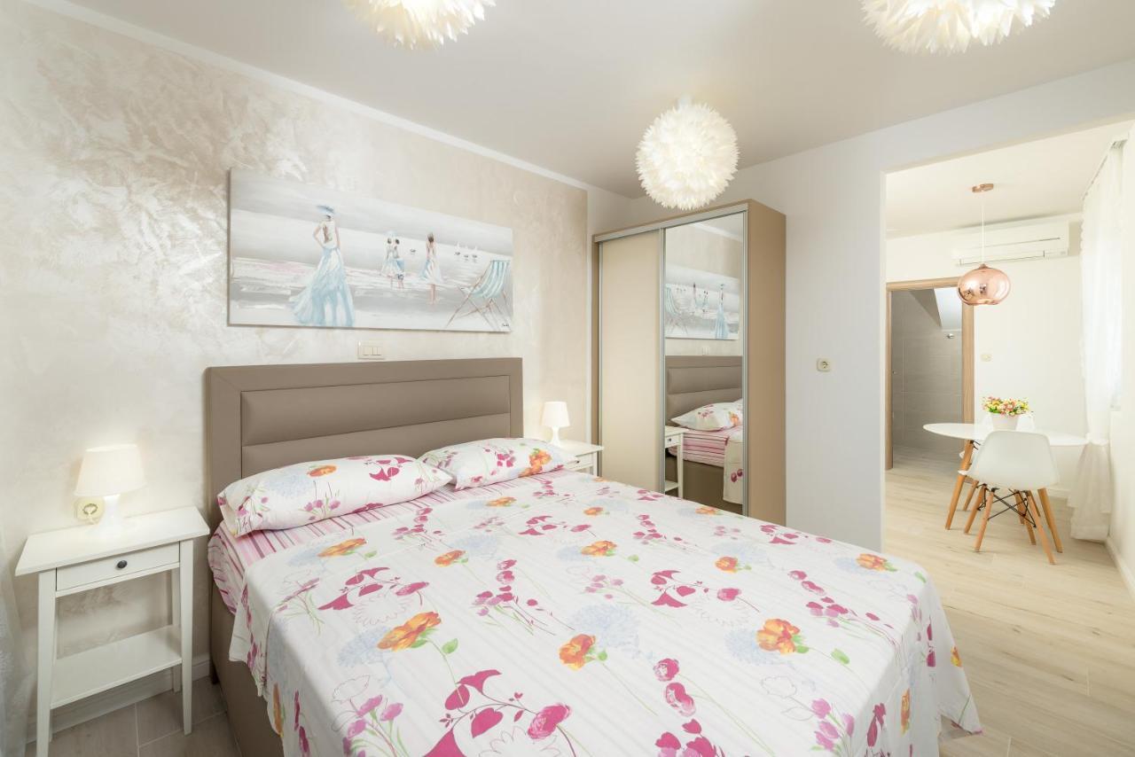 Luxury Bellavista Amazing Sea Holidays With Private Beach & Parking Milna  Buitenkant foto